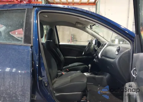 2014 Nissan Versa 1.6 S/1.6 S+/1.6 Sl/1.6 Sv z USA, uszkodzony, nr VIN 3N1CN7AP3EK454247